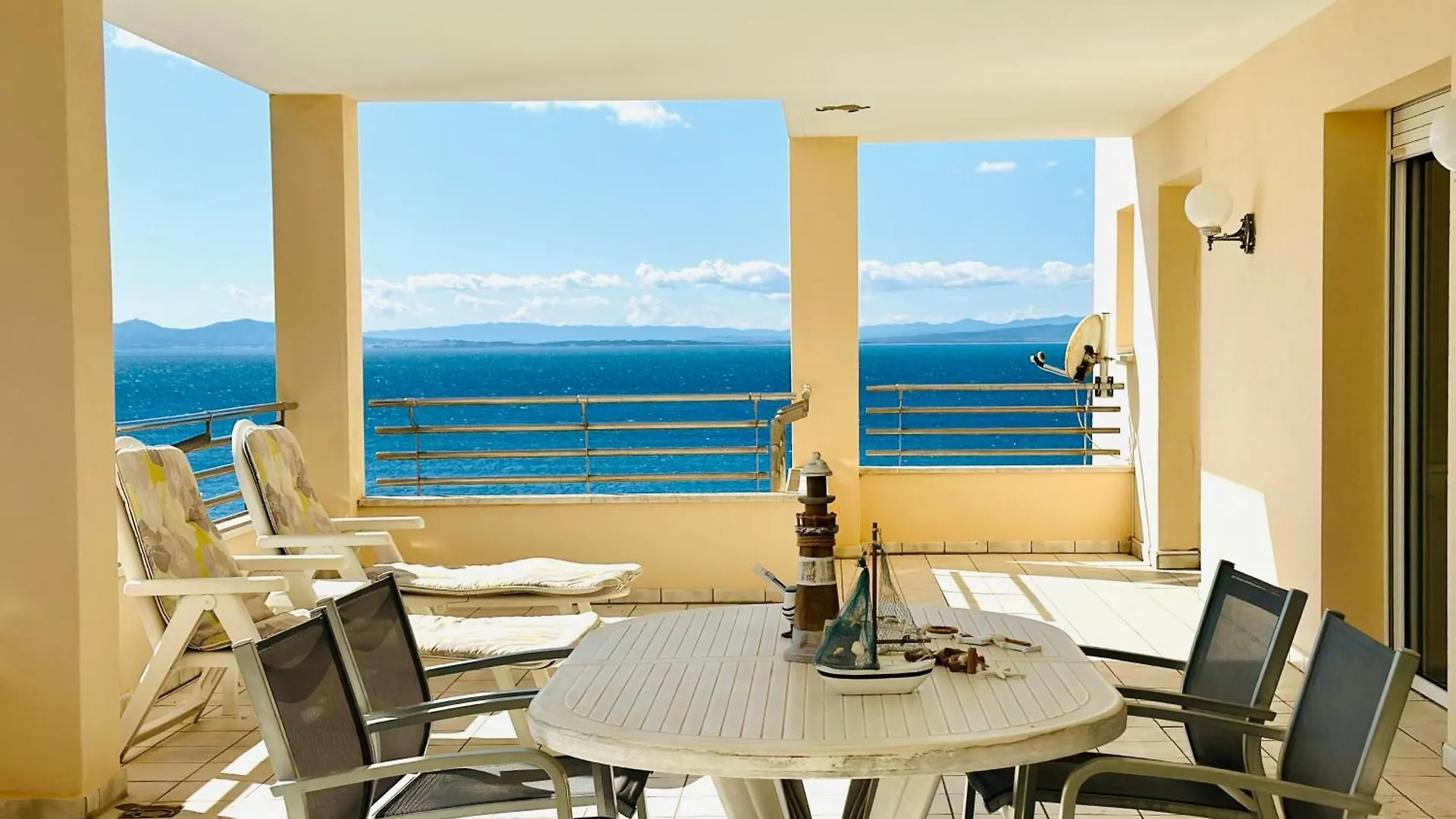 Apartment Global Immo 3337 Marenostrum Roses Spain